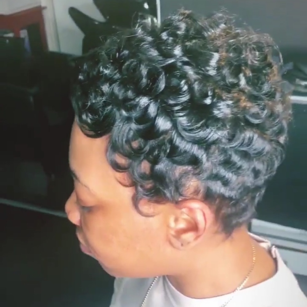 Meet your Posher, Marie